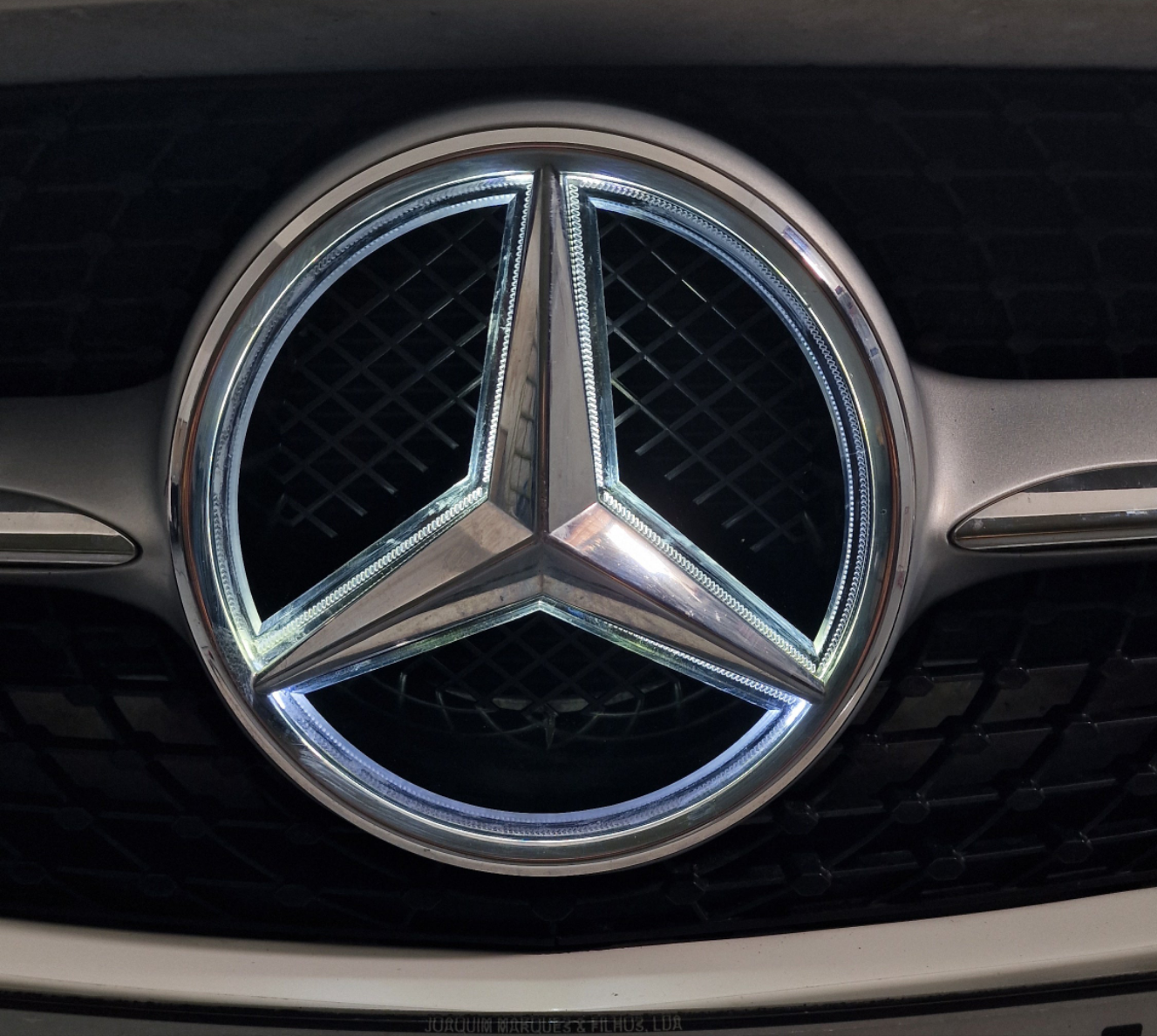 Mercedes Estrela Iluminada A/B/CLA/GLA/C/E 2010-2018