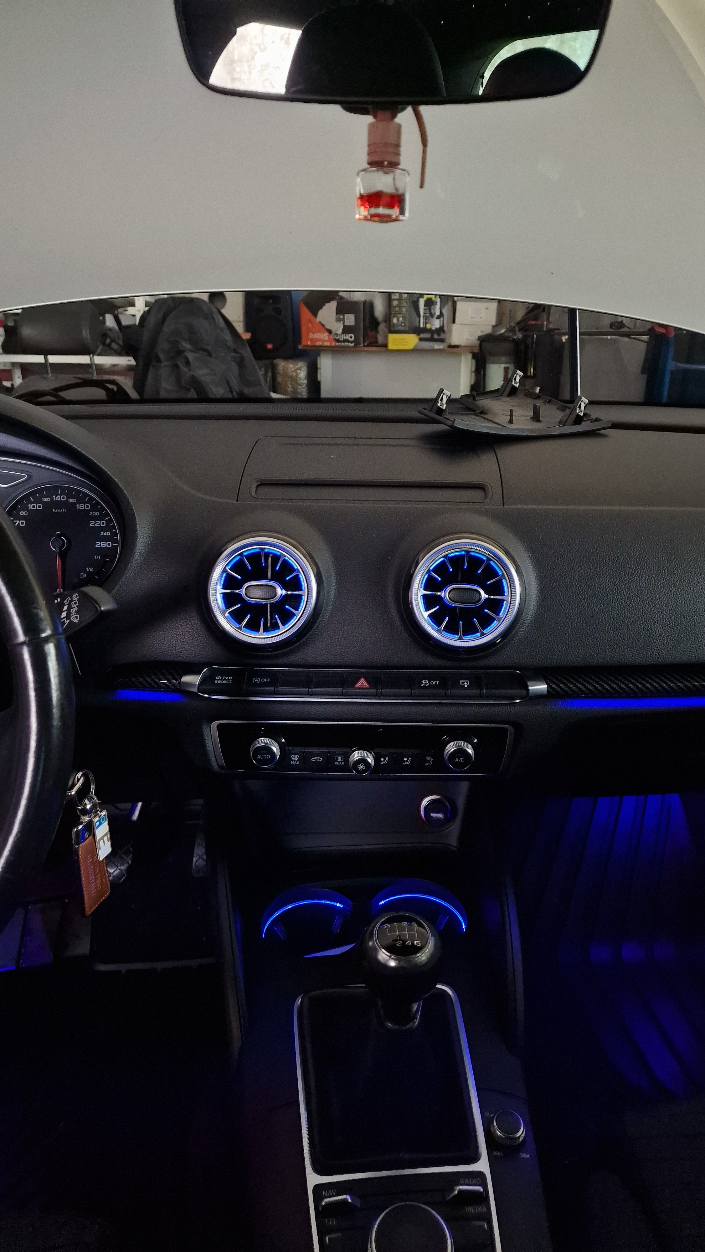 Audi A3 8V Ambient 2013-2018