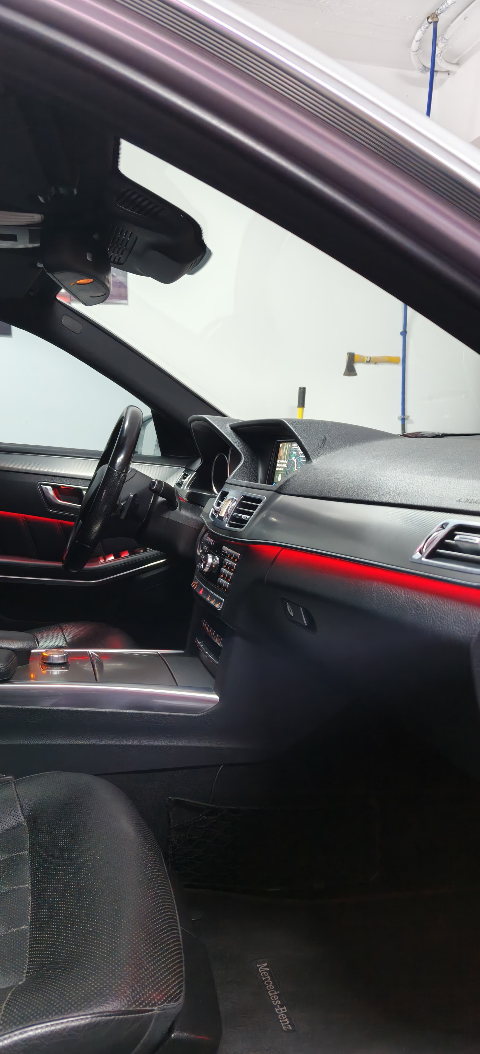 Mercedes Ambient Class E/E200/E300/E320/E53/E250 2010-2025